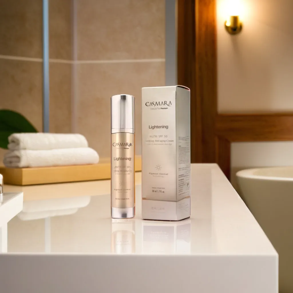 Lightening Collection. Clarifying Antiaging Cream SPF50 - CASMARA thumbnail
